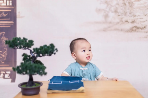 琼海宝宝喉咙长泡发烧 琼海宝宝喉咙长泡发烧